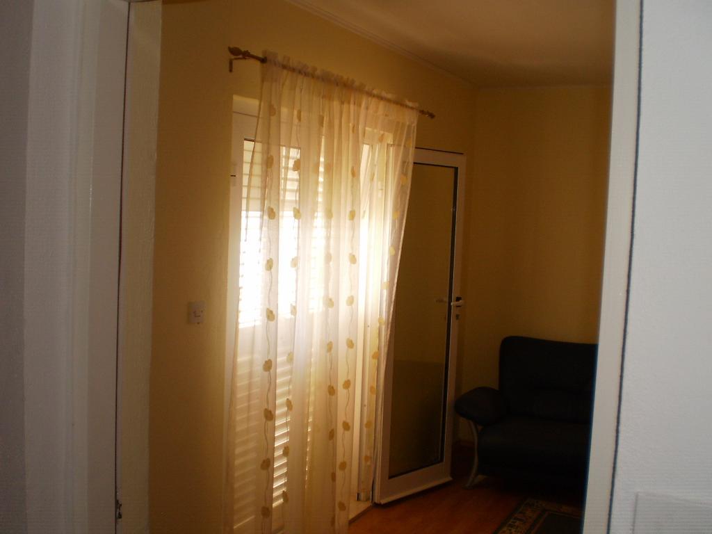 Apartments Vala Рогозниця Екстер'єр фото