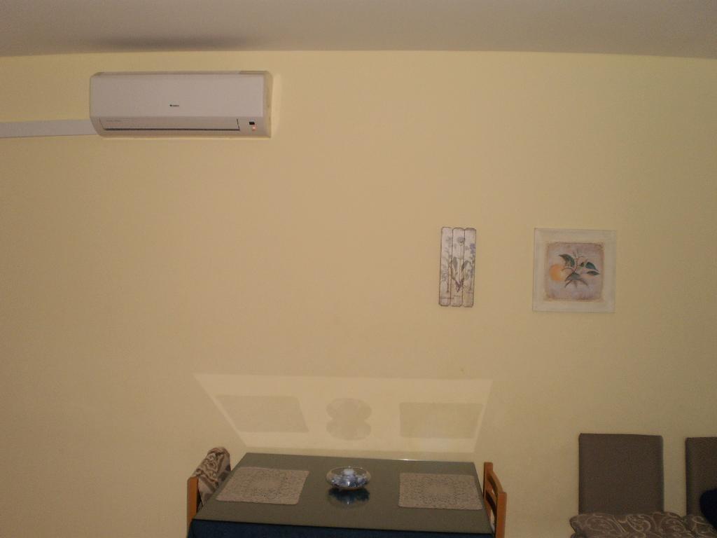 Apartments Vala Рогозниця Екстер'єр фото